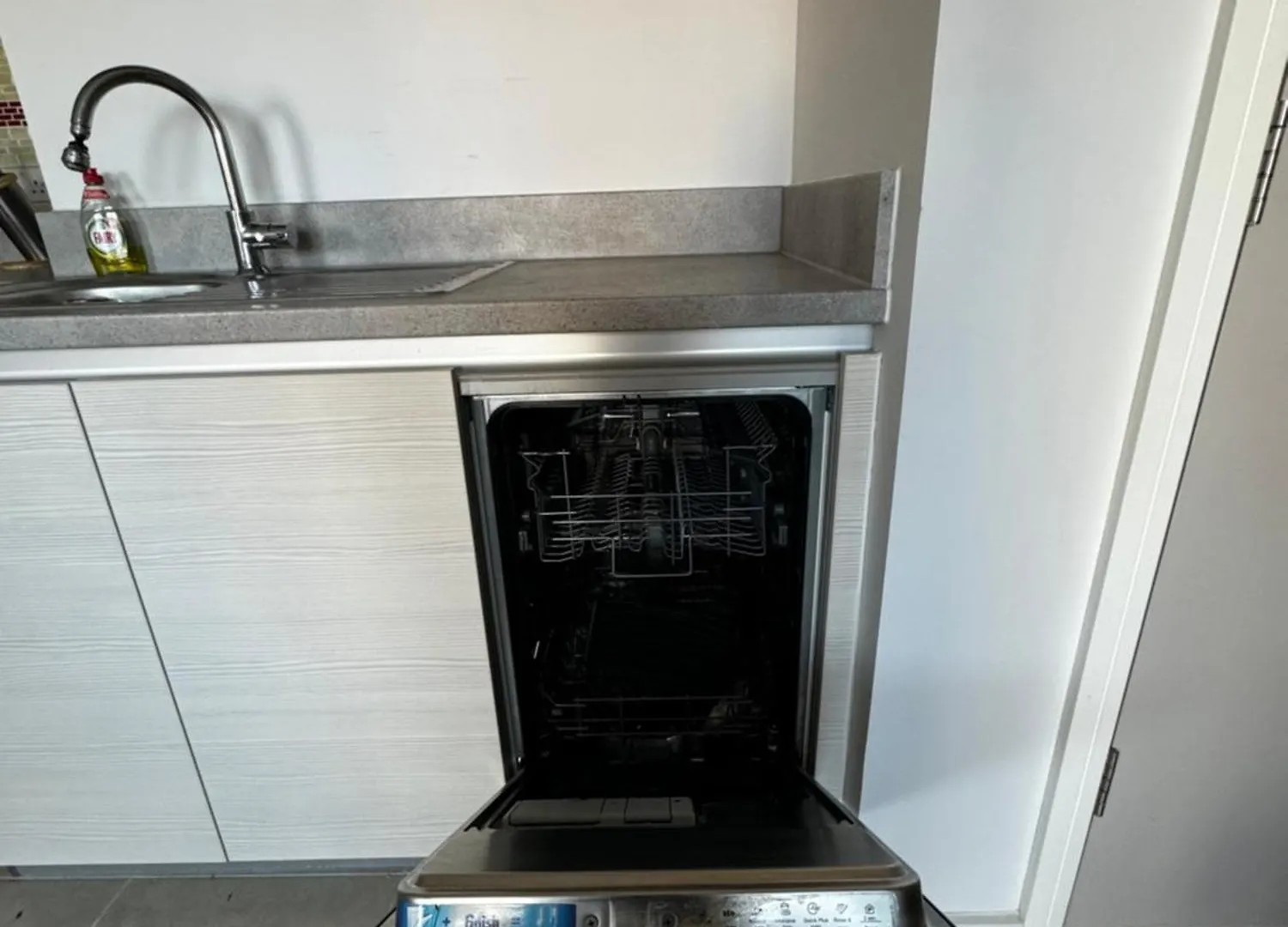 Entire Flat Custom House Apartment London 0*,  United Kingdom